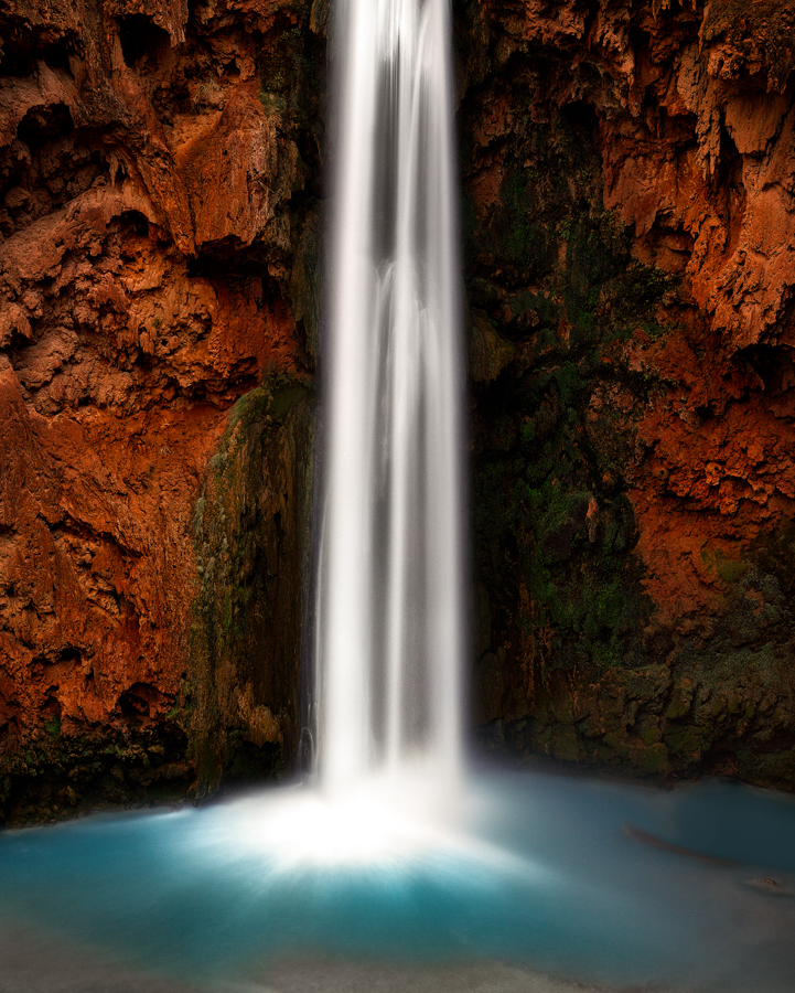 havasupai waterfall arizona desert